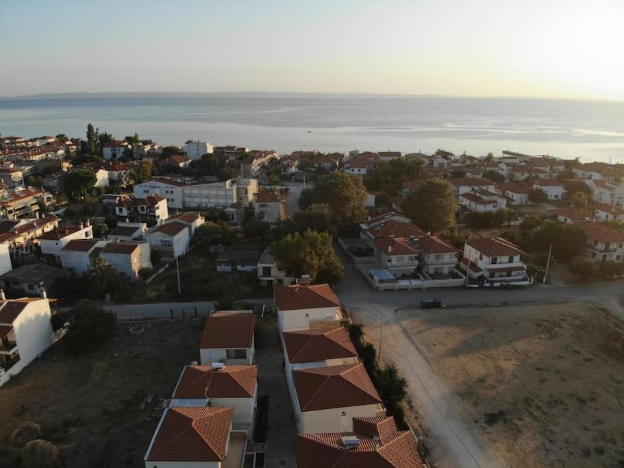 Orange Apartment نيكيتي المظهر الخارجي الصورة