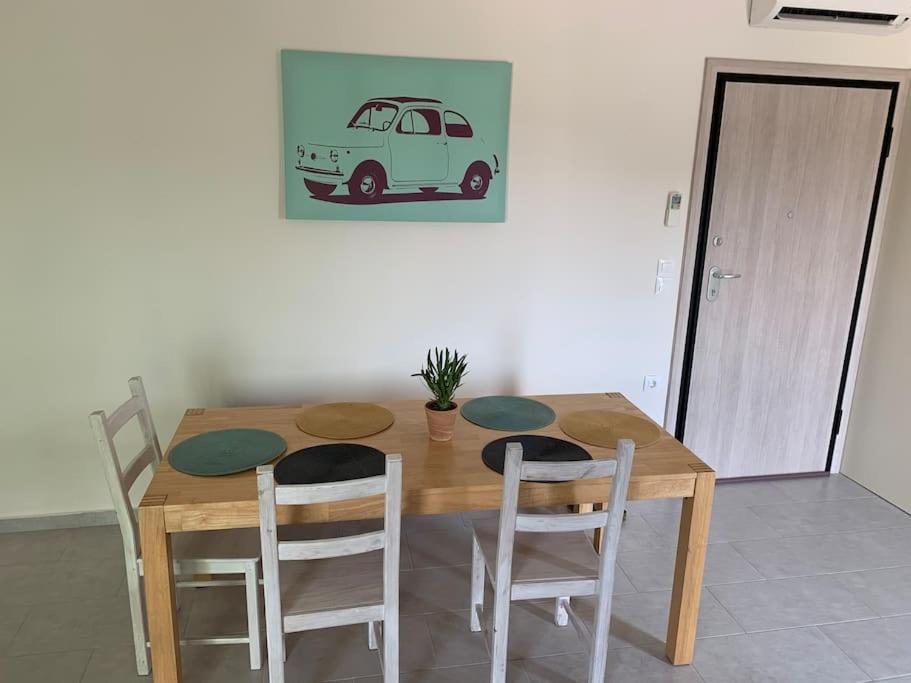 Orange Apartment نيكيتي المظهر الخارجي الصورة